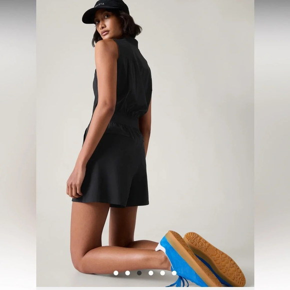 NWOT Athleta Brooklyn Utility
Multicolor Romper
$89 $178 | Size: 8 ; 12 - Picture 3 of 13